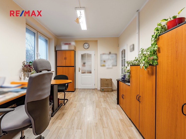 Prodej kanceláře 253 m² - foto 6
