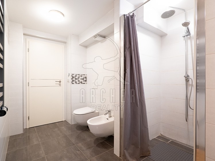 Prodej obchodního prostoru 240 m² - foto 6