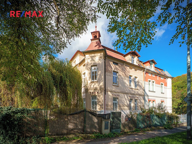 Prodej komerční nemovitosti 268 m² - foto 1