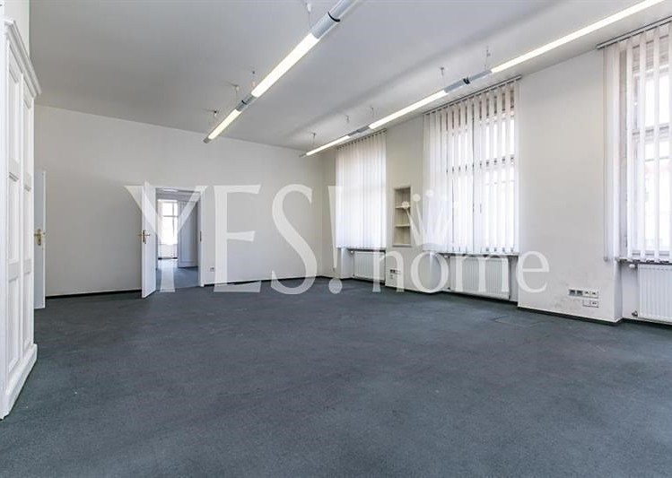 Pronájem kanceláře 169 m² - foto 1