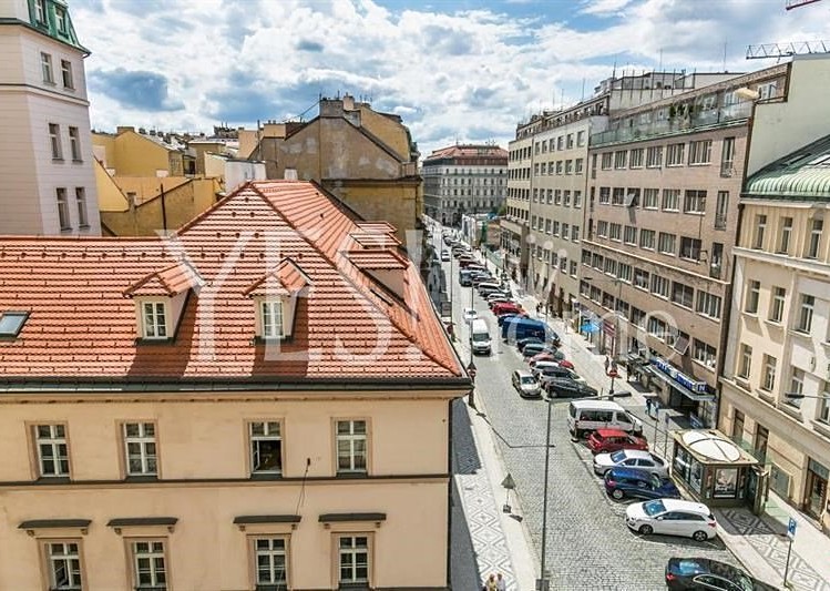 Pronájem kanceláře 169 m² - foto 4