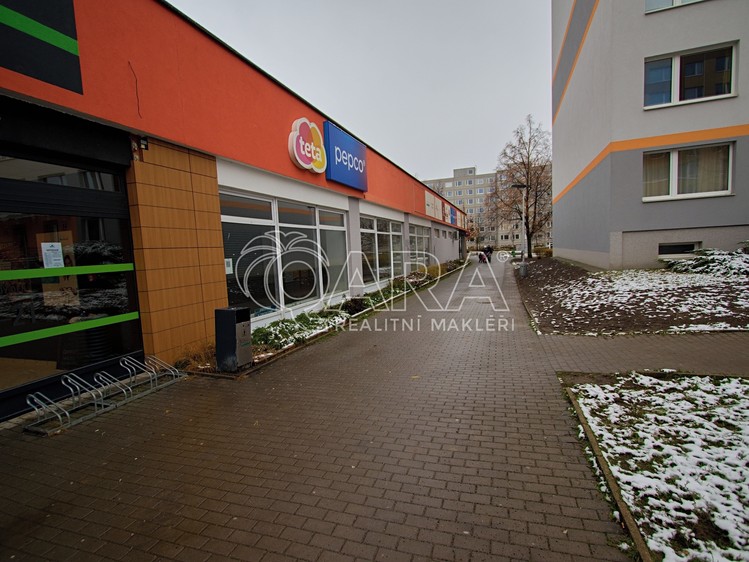 Pronájem obchodního prostoru 55 m² - foto 6