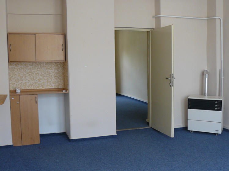 Pronájem kanceláře 81 m² - foto 3