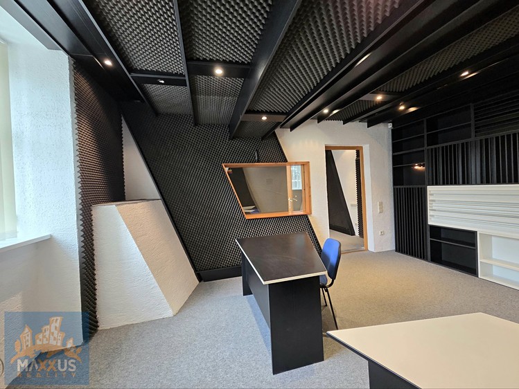 Pronájem kanceláře 65 m² - foto 6