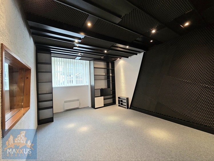 Pronájem kanceláře 65 m² - foto 5