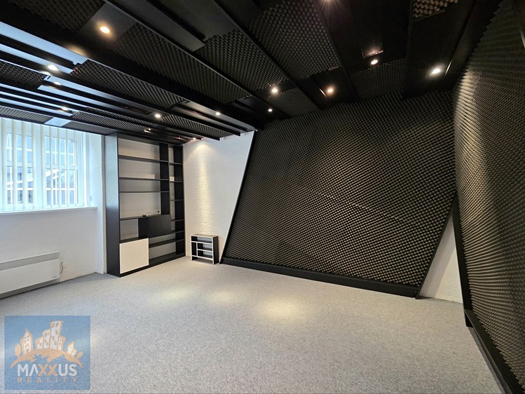 Pronájem kanceláře 65 m² - foto 7