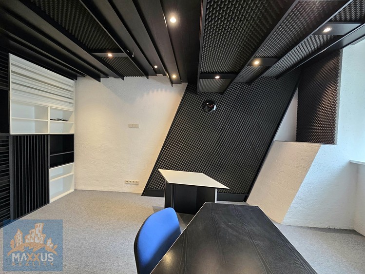 Pronájem kanceláře 65 m² - foto 8