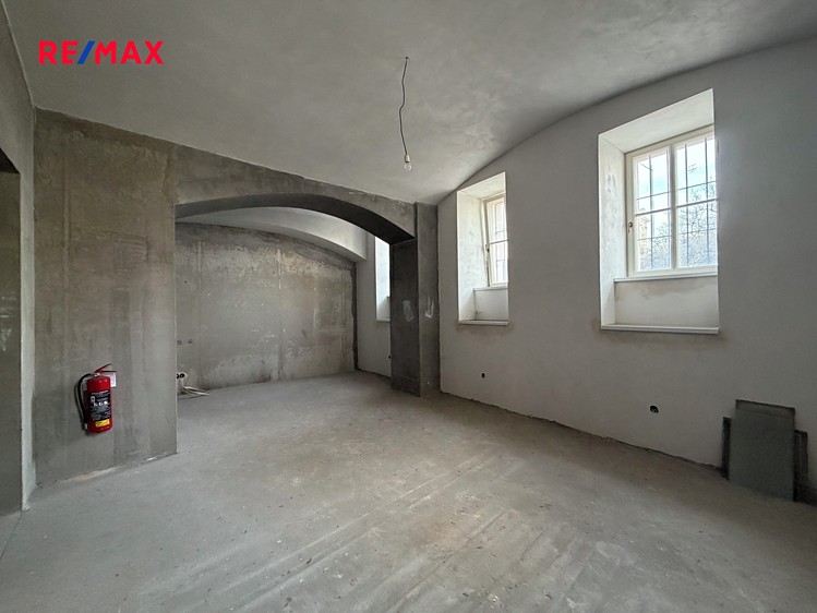 Pronájem obchodního prostoru 89 m² - foto 2