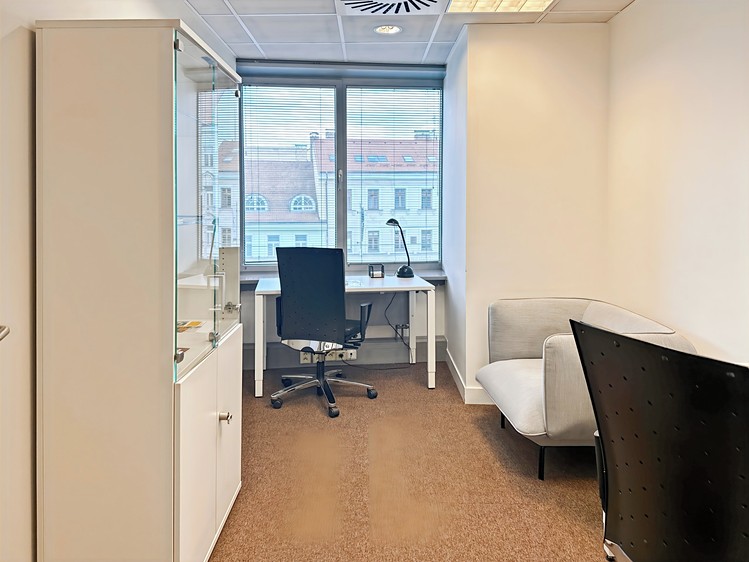 Pronájem kanceláře 10 m² - foto 3