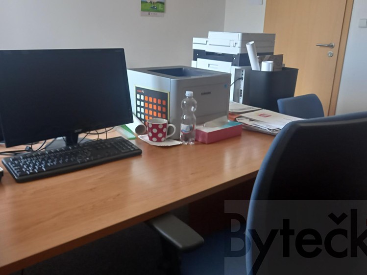Pronájem kanceláře 15 m² - foto 5