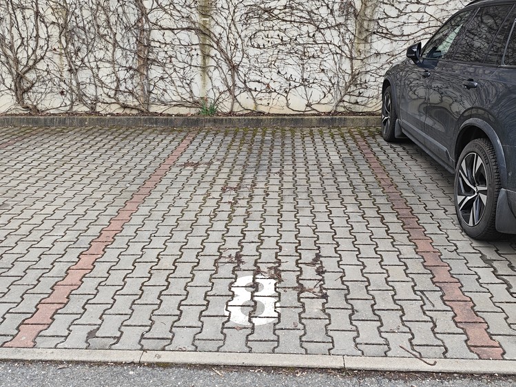 Prodej garážového stání 12 m² - foto 2