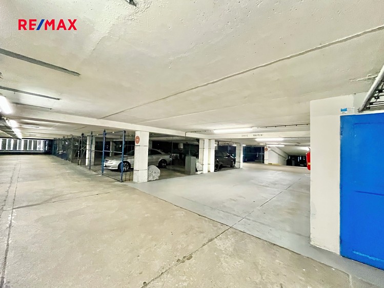 Prodej garážového stání 10 m² - foto 5