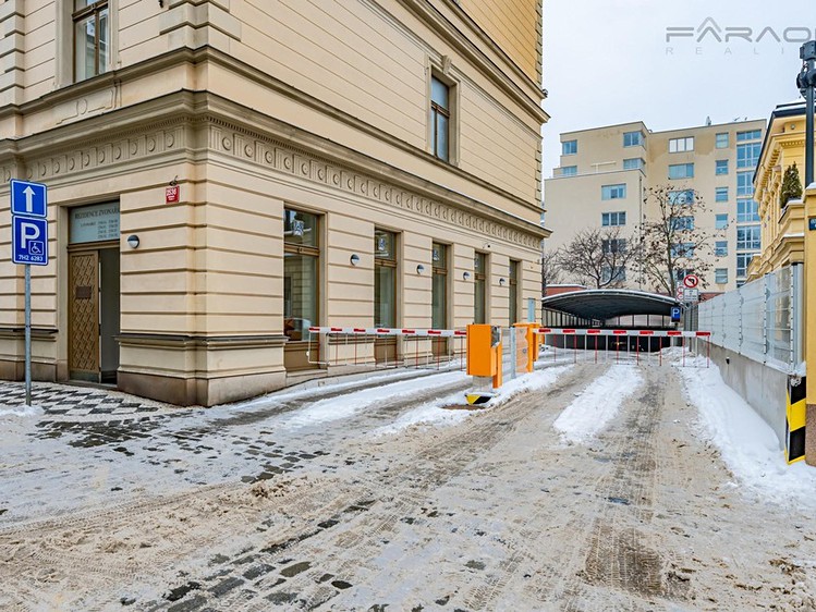 Prodej garáže 15 m² - foto 5