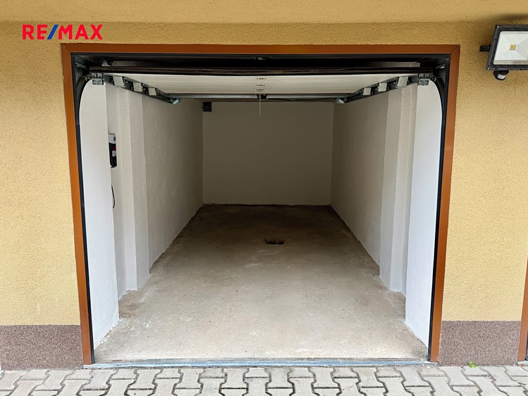 Pronájem garáže 15 m² - foto 2