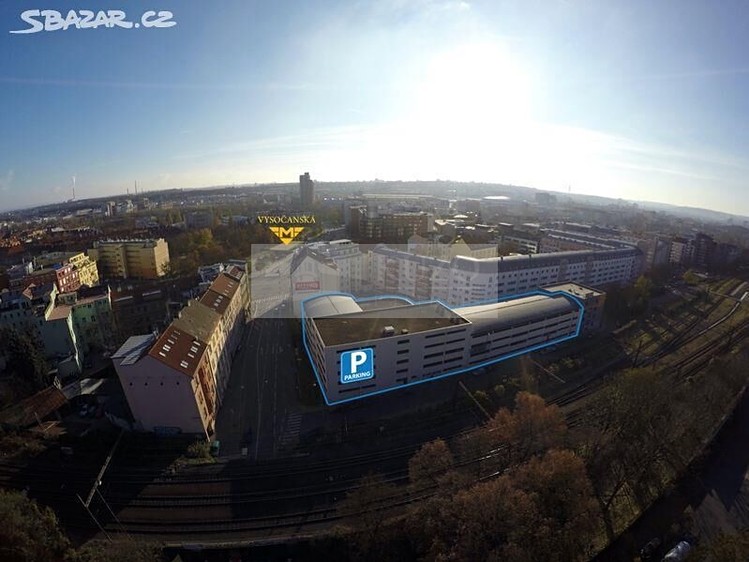 Pronájem garážového stání 14 m² - foto 8