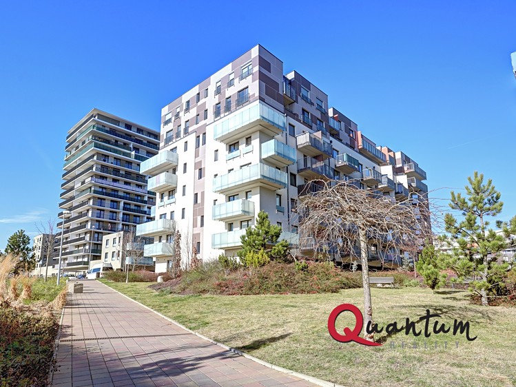 Pronájem garážového stání 14 m² - foto 6