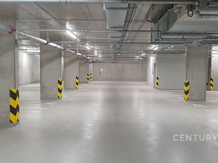 Pronájem garážového stání 20 m² - foto 3