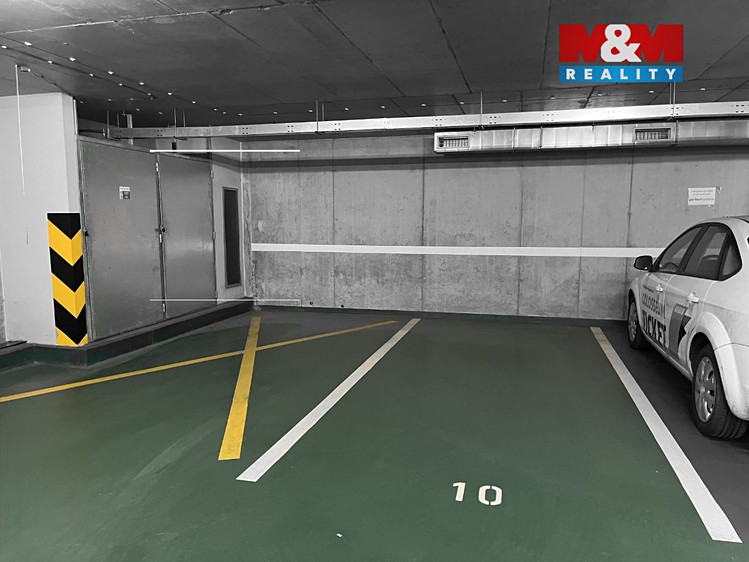 Pronájem garážového stání 13 m² - foto 3
