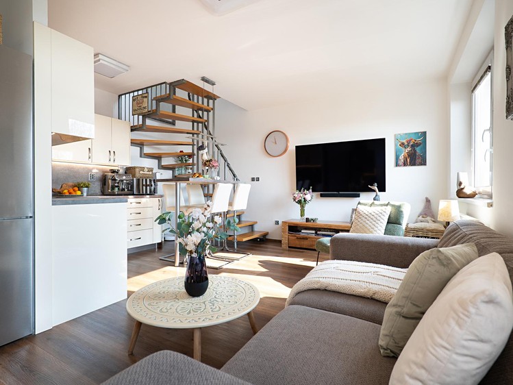 Prodej bytu 3+kk 68 m² (Loft) - foto 3