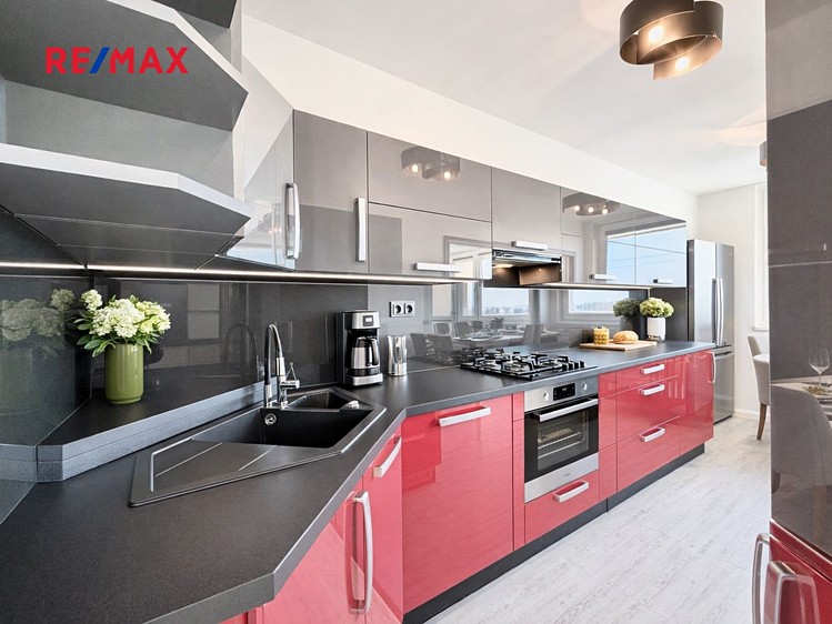 Prodej bytu 3+1 77 m² - foto 4