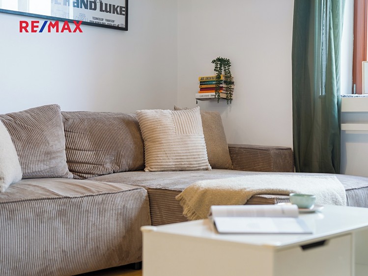 Prodej bytu 3+kk 74 m² (Podkrovní) - foto 8