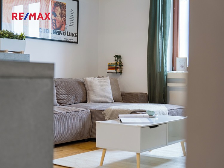 Prodej bytu 3+kk 74 m² (Podkrovní) - foto 6