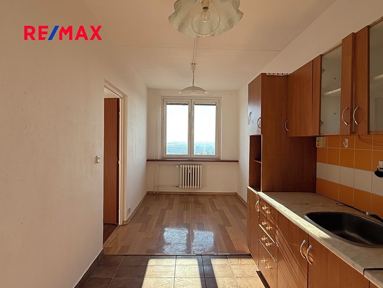 Prodej bytu 4+1 85 m² (Jednopodlažní) - foto 1