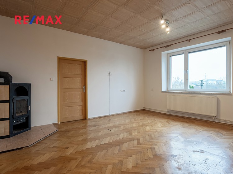 Prodej bytu 2+1 74 m² - foto 2