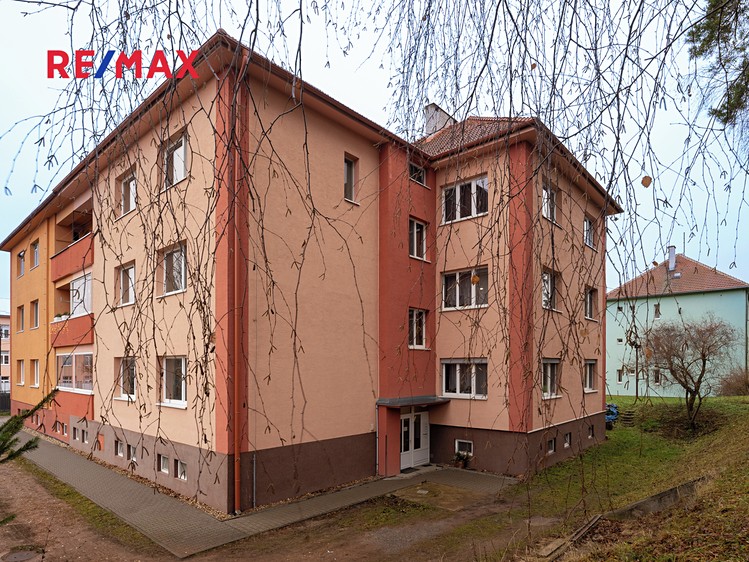 Prodej bytu 2+1 74 m² - foto 1