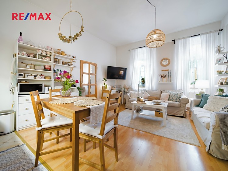 Prodej bytu 2+kk 54 m² (Jednopodlažní) - foto 2