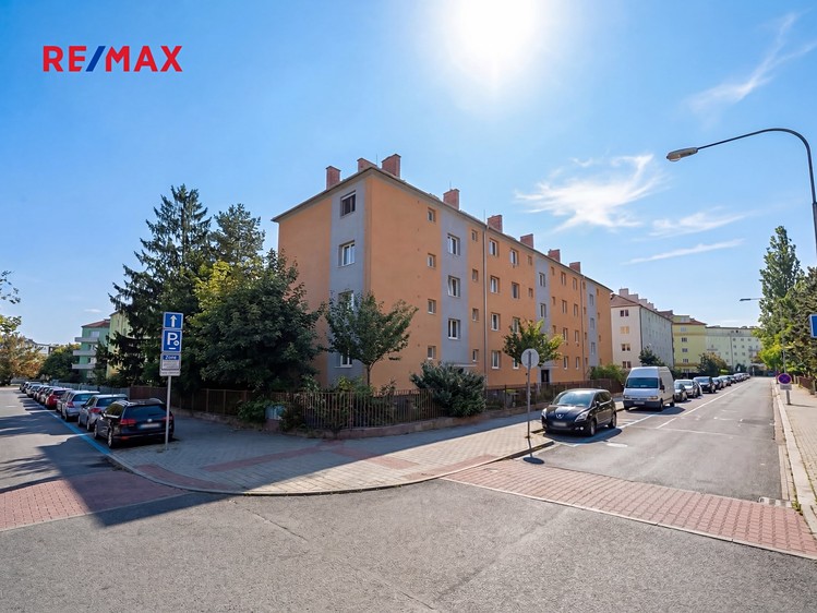 Prodej bytu 2+1 52 m² - foto 1