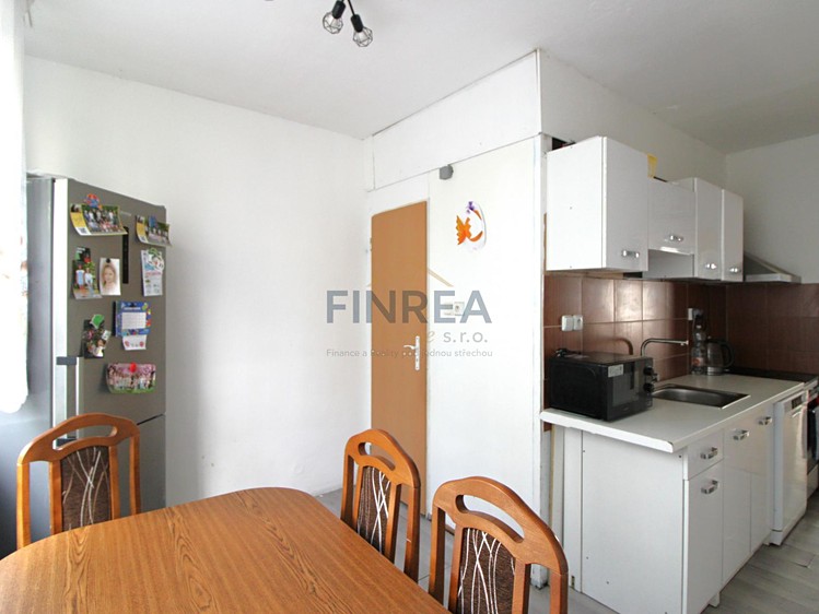 Prodej bytu 4+1 99 m² (Jednopodlažní) - foto 4
