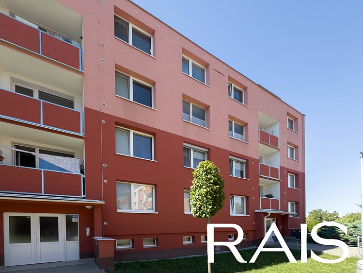Prodej bytu 3+1 74 m² (Jednopodlažní) - foto 1