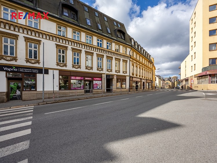 Prodej bytu 2+kk 41 m² (Podkrovní) - foto 1