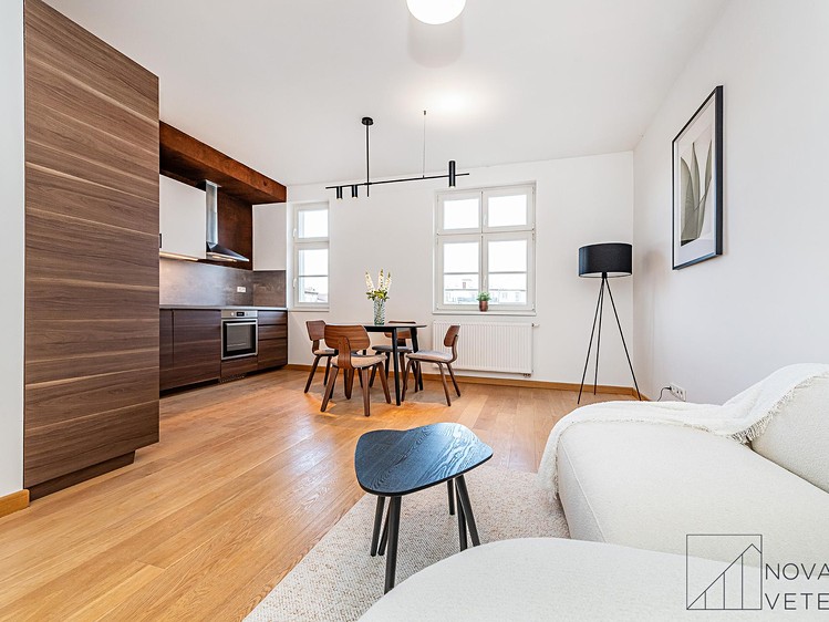 Prodej bytu 4+kk 117 m² (Mezonet) - foto 4