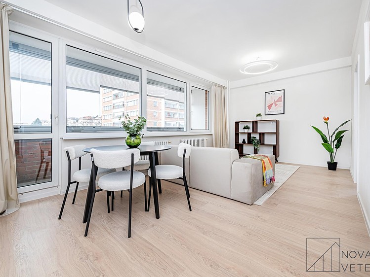 Prodej bytu 4+kk 94 m² - foto 1