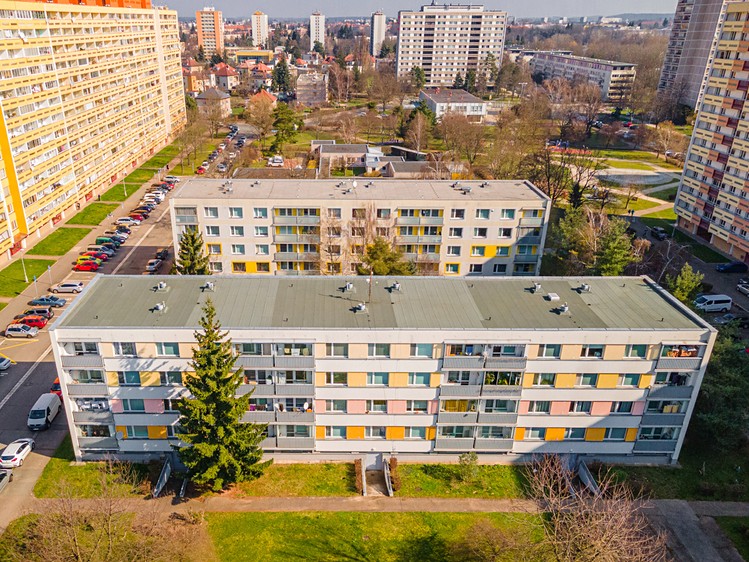 Prodej bytu 3+1 85 m² (Jednopodlažní) - foto 1