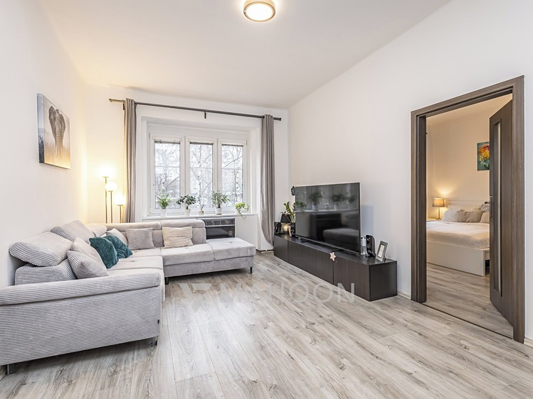 Prodej bytu 2+kk 59 m² (Jednopodlažní) - foto 2