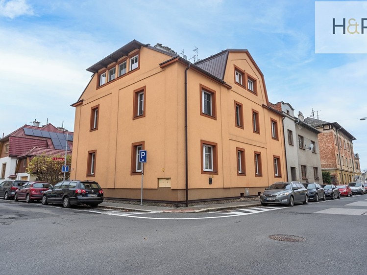 Prodej bytu 2+1 69 m² - foto 1