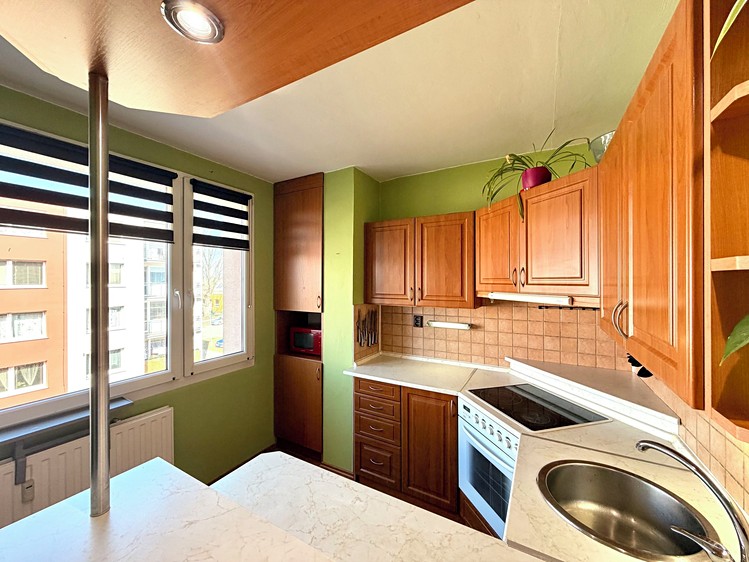 Prodej bytu 4+1 81 m² - foto 1