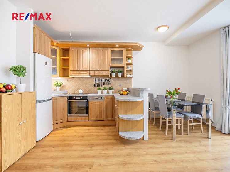 Prodej bytu 3+kk 74 m² - foto 8