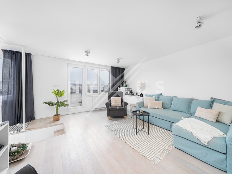 Prodej bytu 6 pokojů a více 120 m² (Mezonet) - foto 2