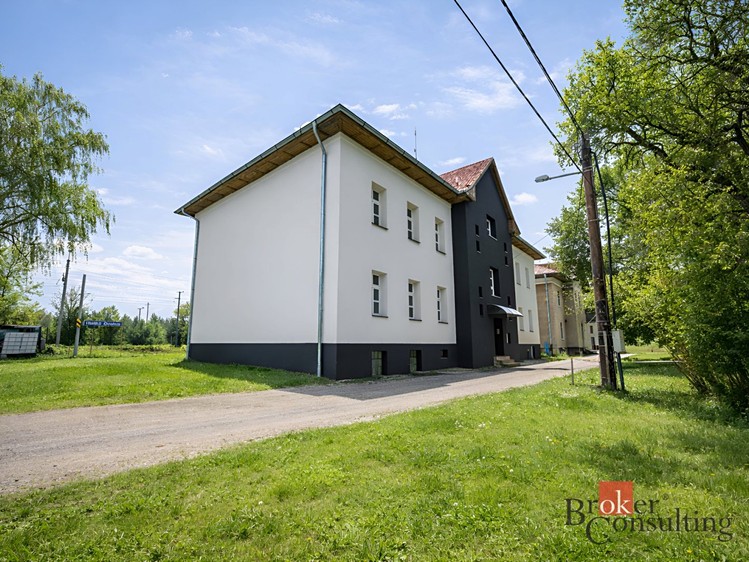 Prodej bytu 1+1 42 m² - foto 1