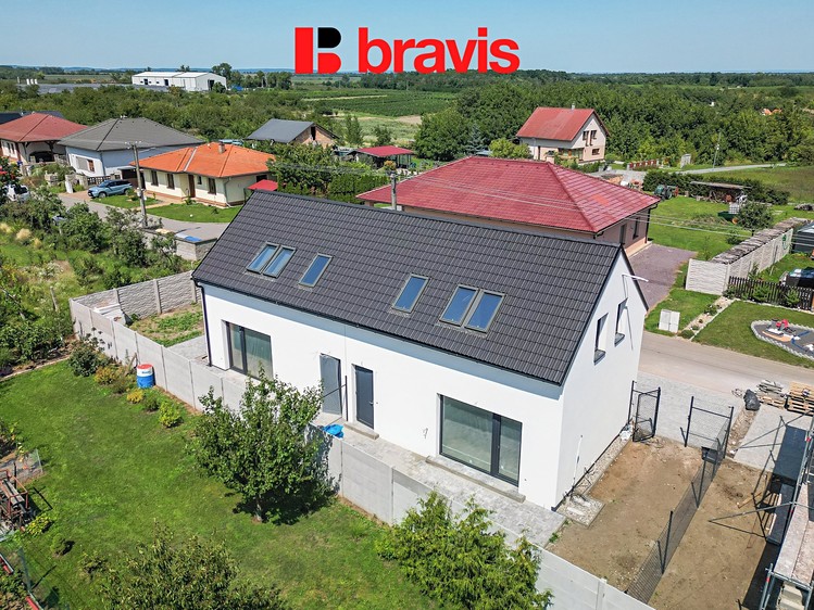 Prodej bytu 3+kk 80 m² - foto 1
