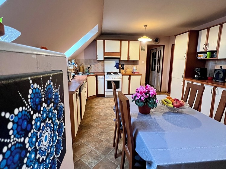 Prodej bytu 6 pokojů a více 254 m² - foto 4
