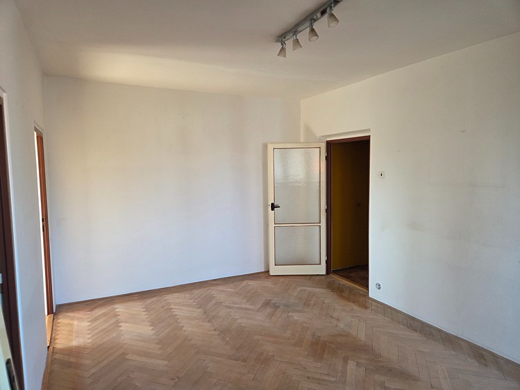 Prodej bytu 3+1 60 m² - foto 4