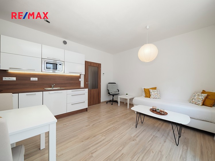 Prodej bytu 2+kk 49 m² - foto 1