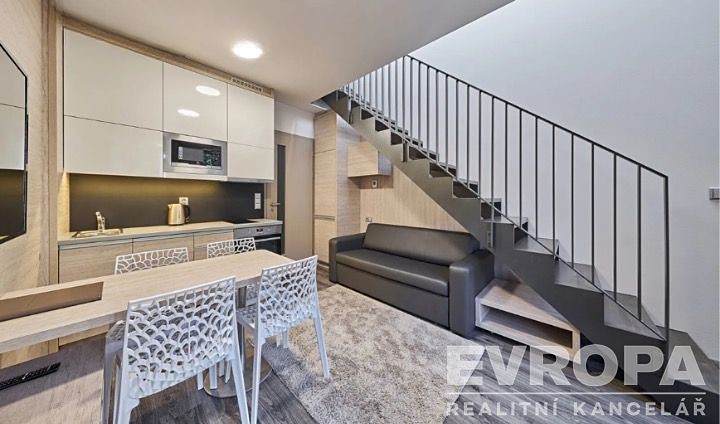 Prodej bytu 2+kk 56 m² (Mezonet) - foto 3