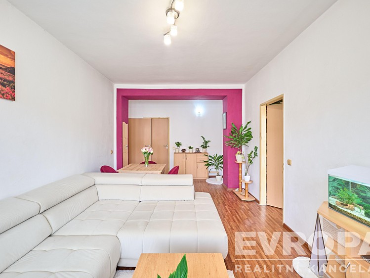 Prodej bytu 3+1 69 m² - foto 2