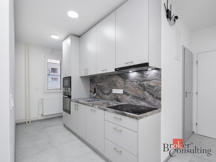 Prodej bytu 3+1 66 m² - foto 1